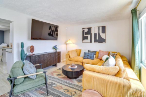 Central Albuquerque Getaway with Hot Tub and Grill!